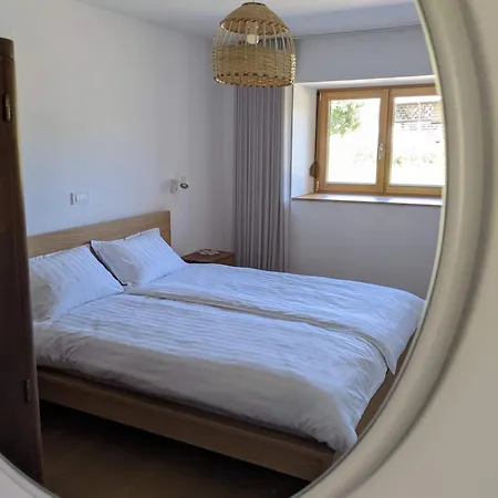 Klancarjeva Domacija - Spacious Countryside On An Eco Farm Apartment